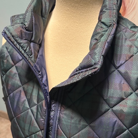 Lands' End Quilted Puffer Vest - Picture 3 of 10